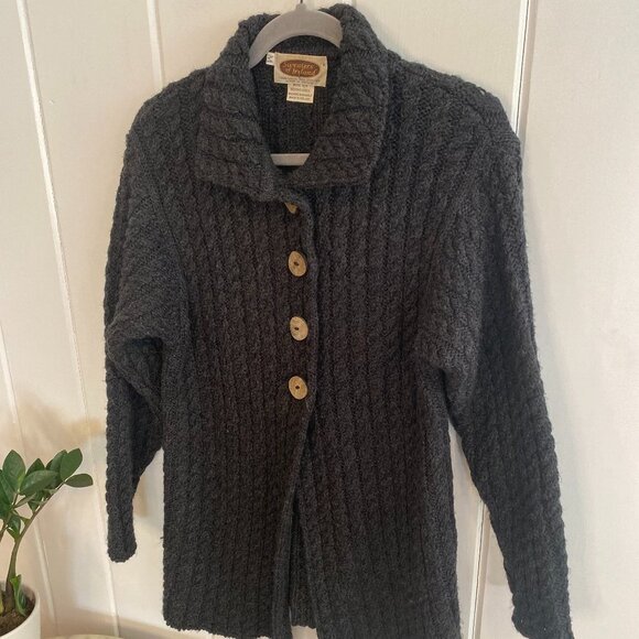 Hand-Finished Sweaters of Ireland Wool Cardigan - Picture 8 of 10